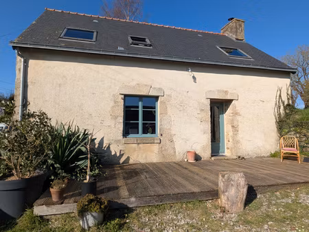 maison en pierre deux chambres a arzano