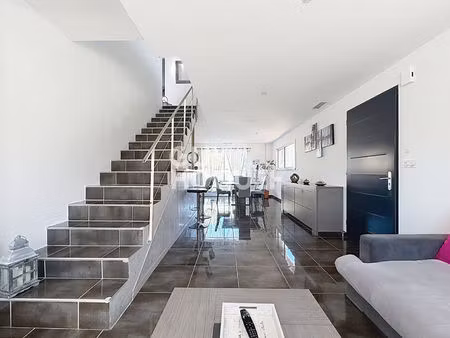 a vendre à bages (66670) maison récente 4 pièces  sur un terrain de 173 m²