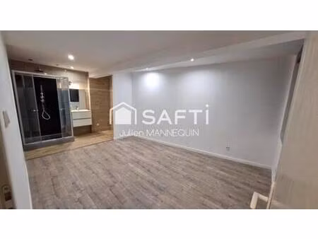 maison mitoyenne de 100 m2   2 chambres dont une suite parentale avec sa douche  cuisine o