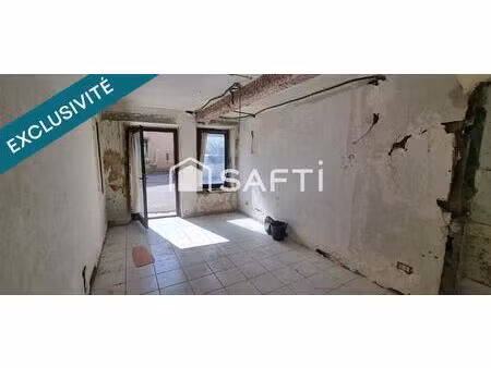 à rénover totalement