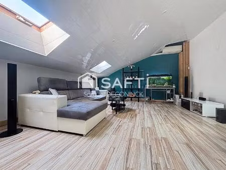 maison de village rénovée  prête à vivre avec toit terrasse