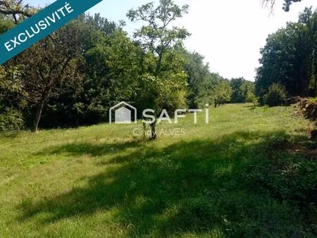 terrain constructible sur les hauteurs d'un hameau