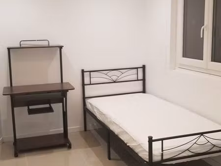 studio n°4 meublé à guyancourt