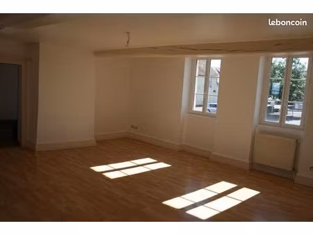 t3 la roche en brenil