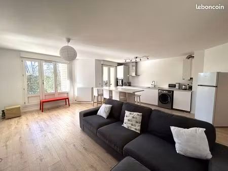 appartement 4 pièces 80 m²