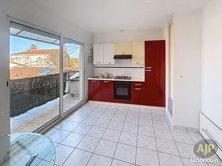 studio 1 pièce 19 m²