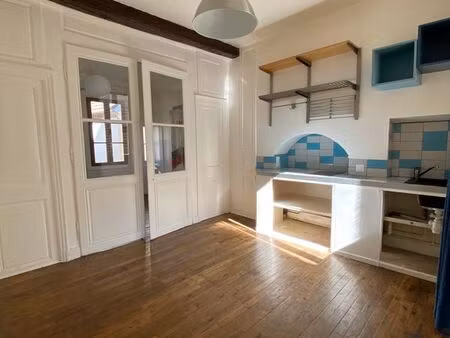 charmant f1 hypercentre