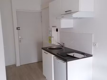 studio 1 pièce 17 m²