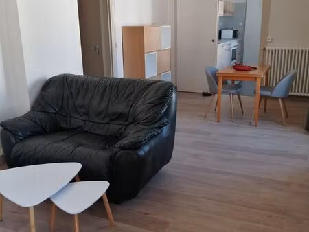 appartement meuble 62m²