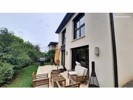 maison 5 pièces 122 m²