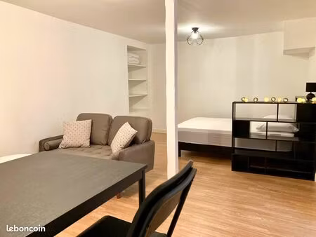 charmant studio en centre-ville à beaumont-sur-oise