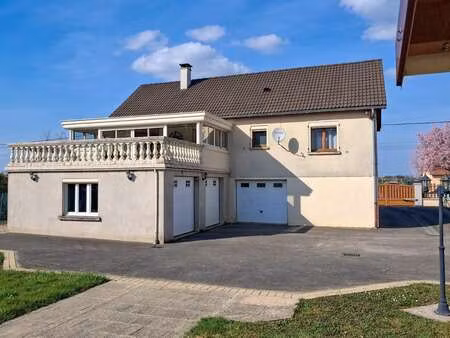 vente maison à essertenne-et-cecey (70100) : à vendre / 99m² essertenne-et-cecey