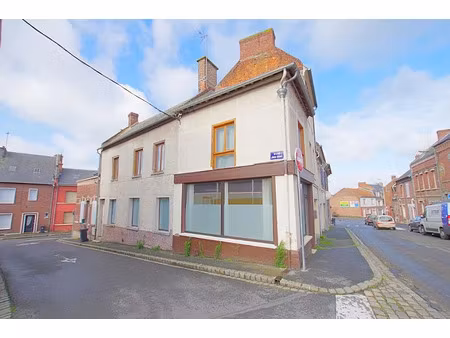location locaux professionnels 45 m² à roye (80700)  445 €