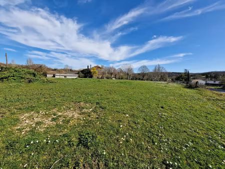 vente terrain à châteauneuf-sur-charente (16120) : à vendre / châteauneuf-sur-charente