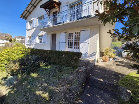 à vendre appartement 4 pièces avec garage et cave