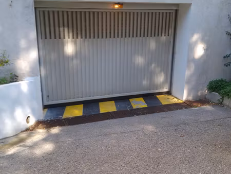 nice-fabron: garage à vendre dans belle résidence sécurisée