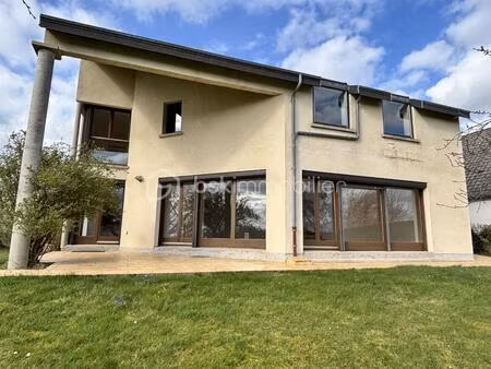 maison de 165 m² à saint-marceau