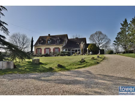 proche bergerac propriété rurale 2 maisons terrain 10ha avec