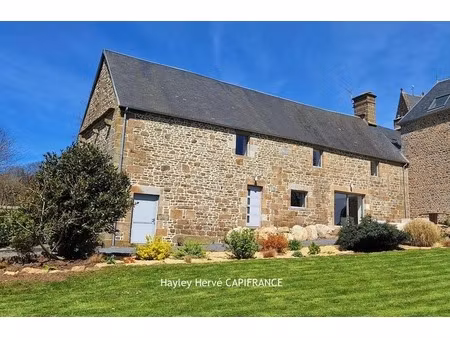 maison à vendre 5 pièces avec maisonette  dépendances  terrain et vues dégagées saint mich