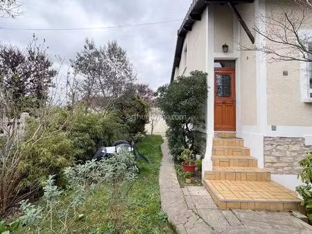 vente maison 4 pièces 73 m2 à joinville-le-pont