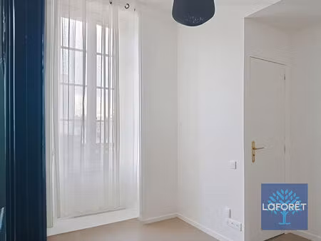 a louer local d'activité la roche sur yon