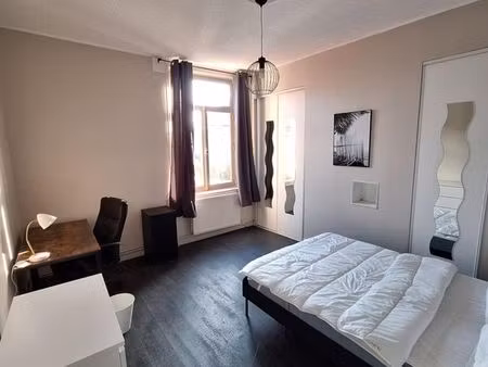 belle chambre à louer dans une maison de 120m2 - lille