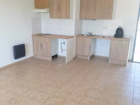 appartement t2 avec balcon à louer