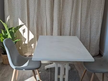 bureau village du lez