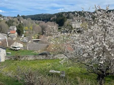à louer maison meublée 220 m² – centre le chambon-sur-lignon