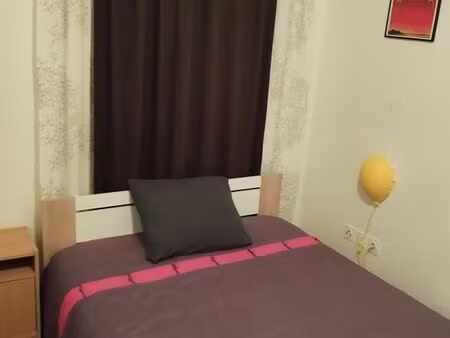 chambre meublée autonome (saint-herblain)