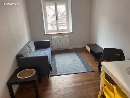 t2 hypercentre libre le 9 avril