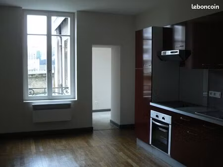 loue f2bis nancy quartier maternité