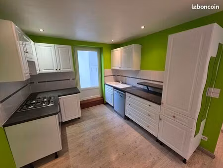 appartement 3 pièces 82 m²