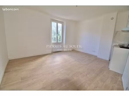 studio 1 pièce 19 m²