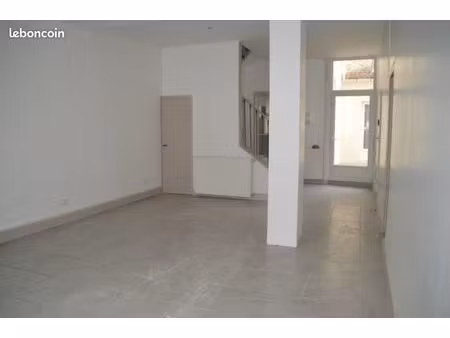 maison au centre de cognac avec garage et jardin