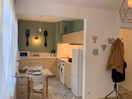 studio meublé tout équipé en rdc sur élevé + parking