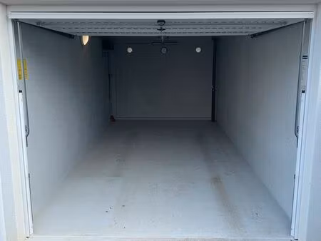 garage bertrange 15 8m2