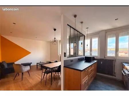 t4 à épernay avec chauffage dans les charges