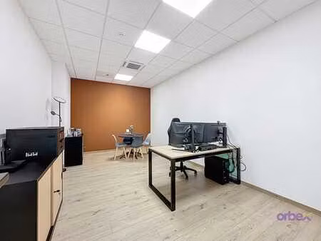 bureau ± 21 m² – all office center