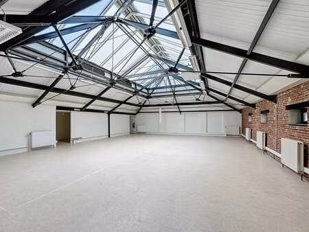 surfaces de bureaux à louer - kantoorruimtes te huur