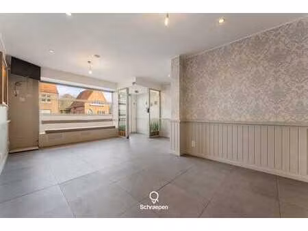 karaktervolle woonst met handelsruimte op absolute toploc...