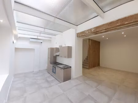 location appartement 3 pièces 67 m² à marseille 6 (13006)