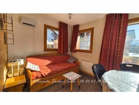 appartement avec 2 chambres + casier a skis + cave