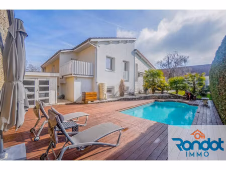 maison 6 pieces/4 chambres/170 m2 sur terrain de 1000 m2 env