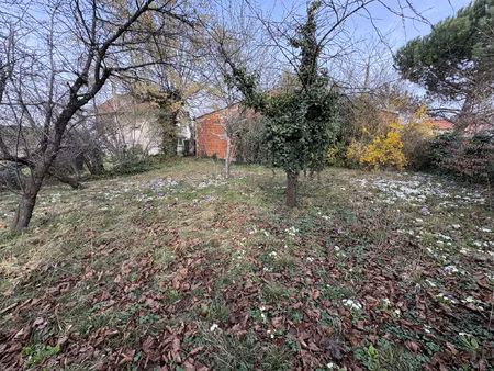 terrain de 505 m2 secteur la garenne