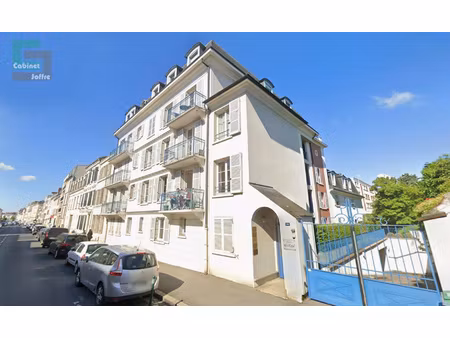 appartement 3 pièces - 80 83 m2 - box double et balcon