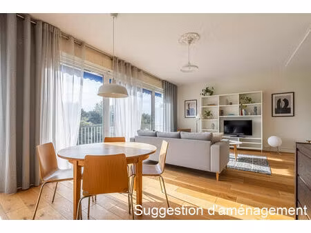 appartement 92m²  3 chambres  balcons  stationnement