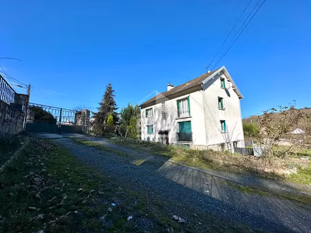 f4 + studio rdc + combles + jardin à vendre à saint-pierre-lès-nemours