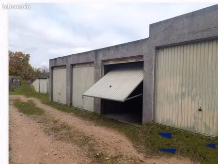box extérieur quartier résidentiel
