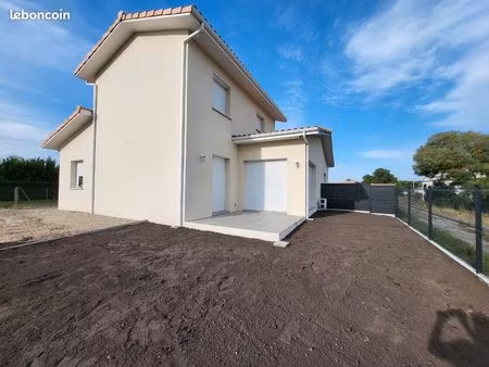 maison 3chambres avec jardin